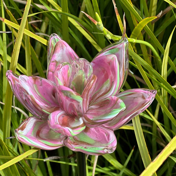 ApricotMint - Wholesale Garden/Lawn Stake - Art Glass Flower Stake Assorted, 6 colors in set of 2