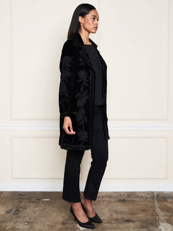 Paparazzi - Wholesale Jacket - Women's - XY-8176 Stretch Velvet Button Tonal Embroidered Jacket7