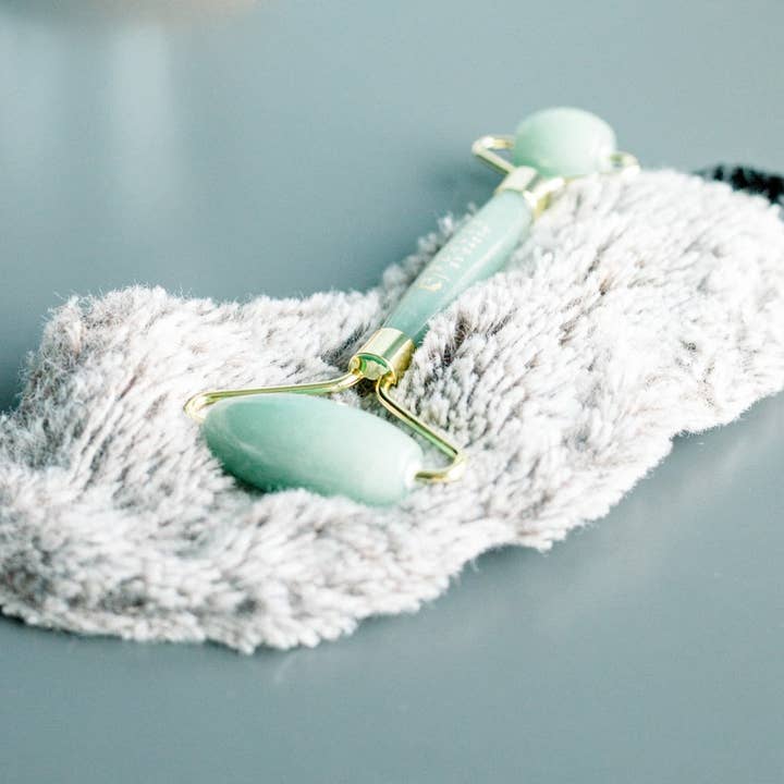 Beauty By Earth - Wholesale Face/Beauty Roller - Jade Roller7