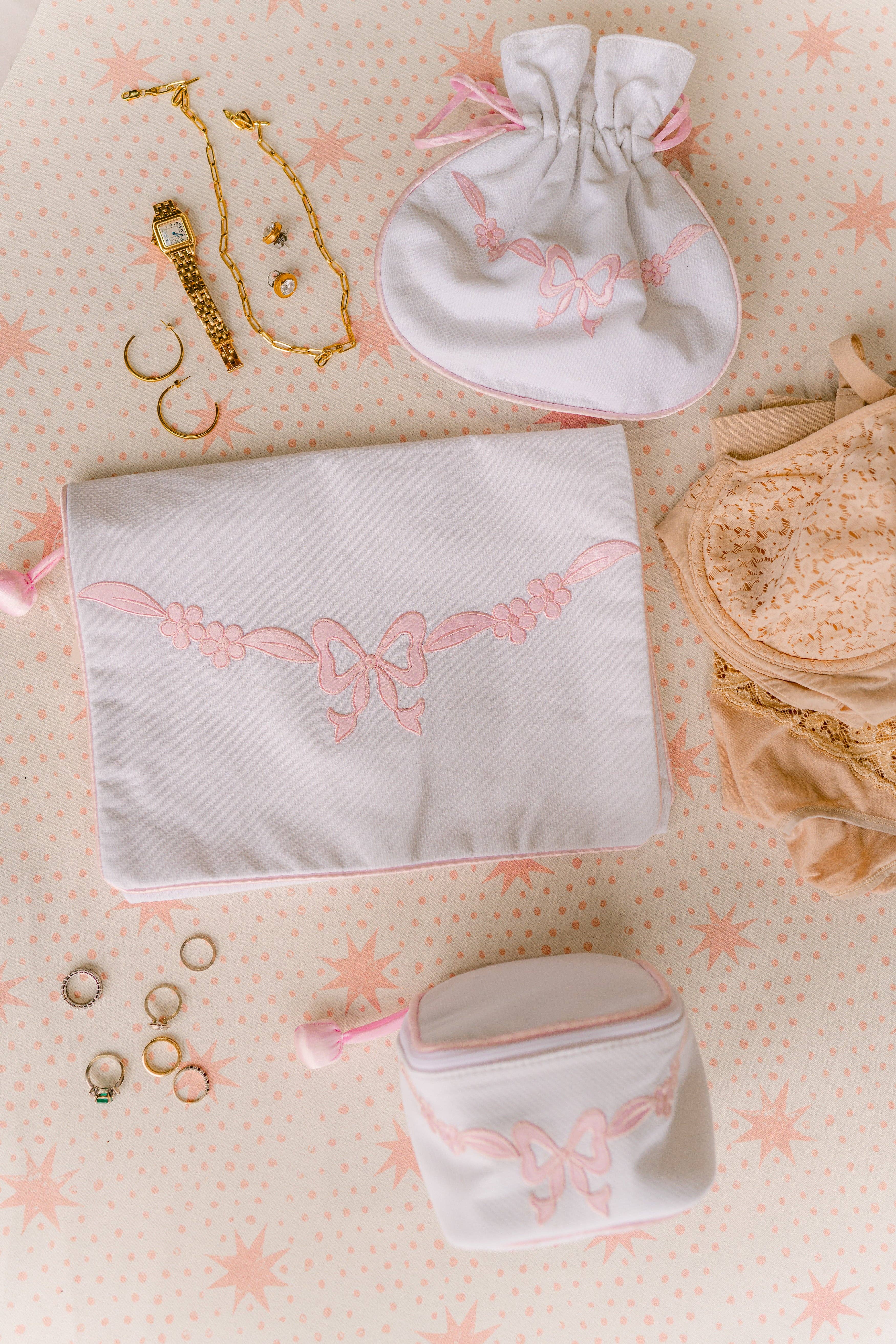 Lenora - Vendita all'ingrosso Portagioie/organizer per gioielli - POCHETTE PORTAGIOIELLI CON FIOCCO FLOREALE7