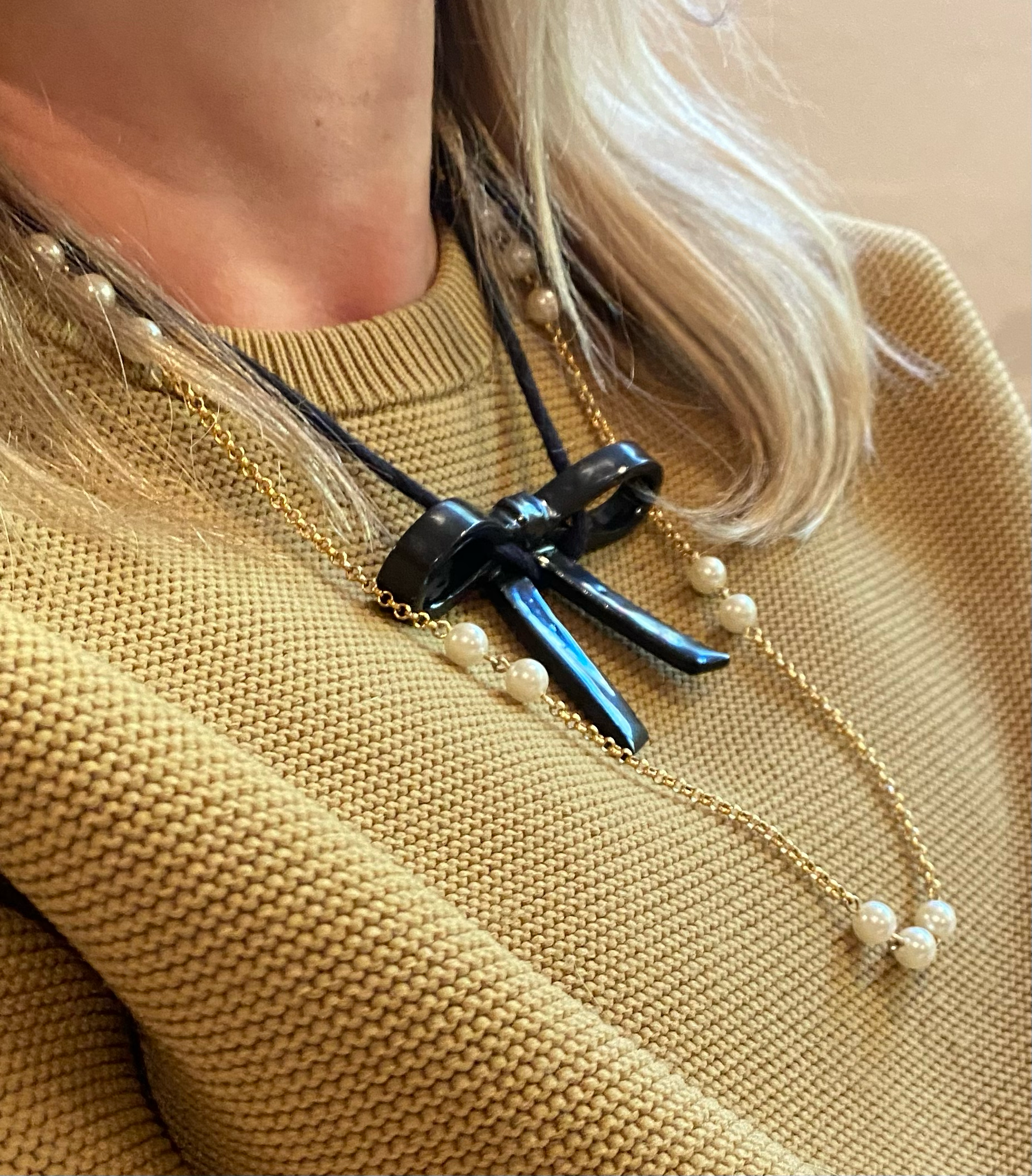 Barrow PDX - Wholesale Woven Necklace - Black Bow Ceramic Necklace2