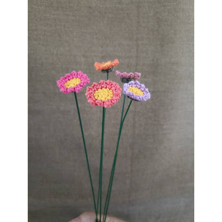 Flower, Yellow inside for wholesale by Knuffelsenzo