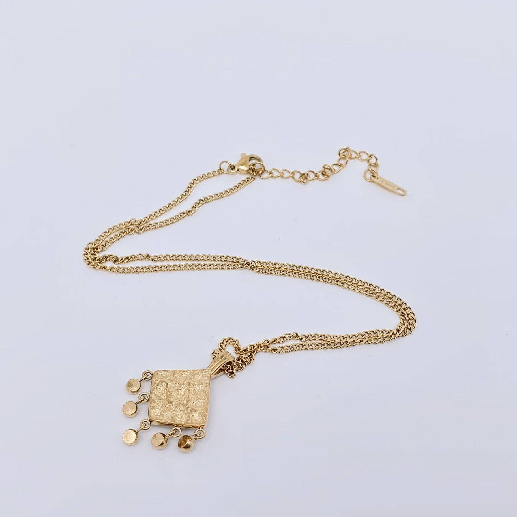 Mio Queena - Wholesale Pendant/Charm Necklace - Evil Eye 18K Gold-Plated Stainless Steel Charm Necklace -FGS2