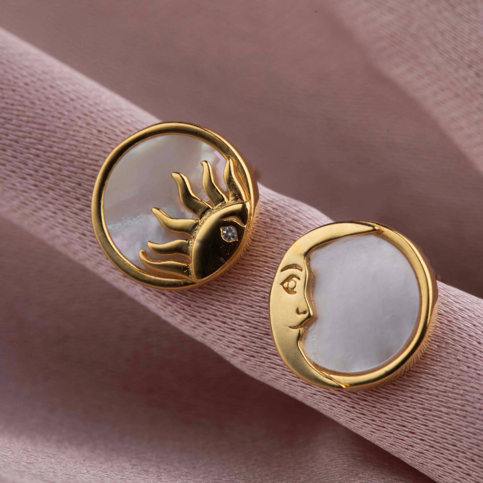 La Kaiser - Wholesale Stud/Post Earrings - Mother of Pearl Sun and Moon Studs1