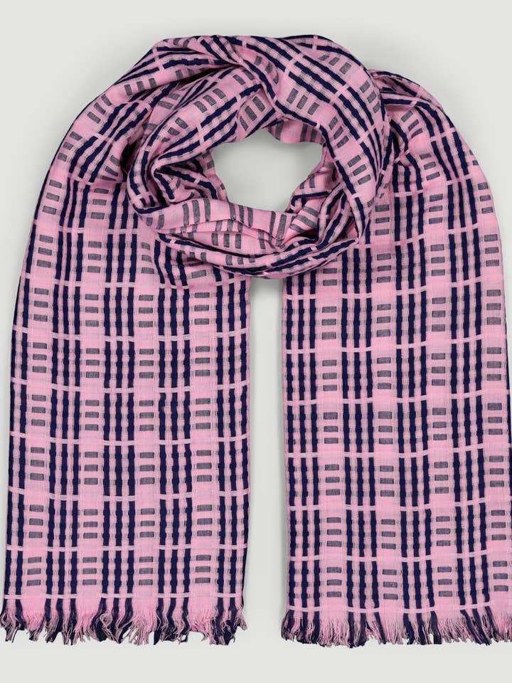 ÉCHARPE EN VISCOSE PRODUIT ÉQUITABLE SANGO pour la vente par Veraluna Sustainable Clothing