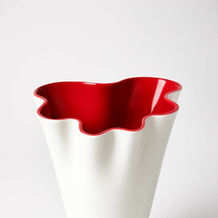 Wavy glass vase two-tone white red flower vase glass vase for wholesale by Signature Home Collection GmbH
