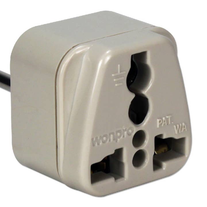 Adattatore di alimentazione da viaggio con messa a terra da Stati Uniti a Italia a porta singola per la vendita all'ingrosso da parte di QVS Inc