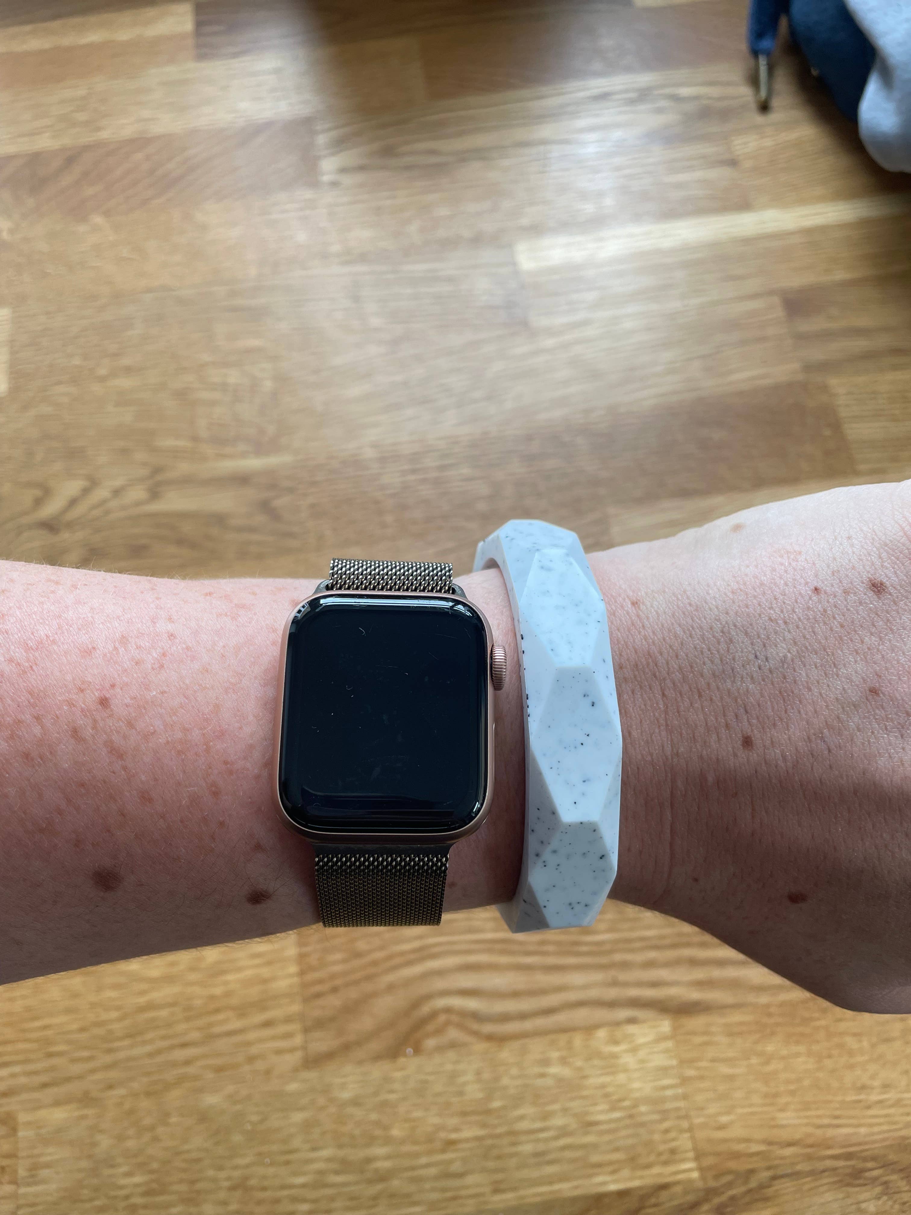 East London Baby Co - Vente Bracelet jonc - Bracelet de dentition géométrique en silicone pour mamans9