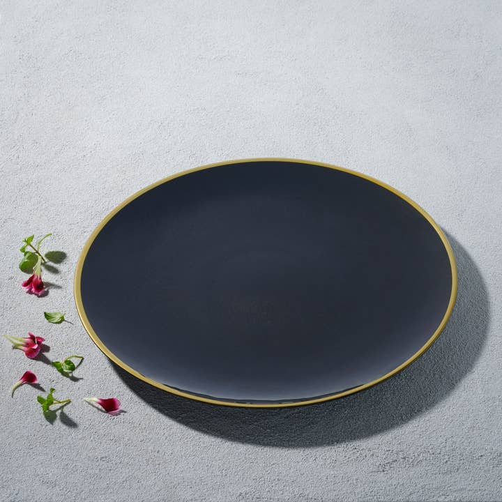 Vikko Decor Willow Black Gold Rim Glass Chargers 13inch for wholesale by Kadra Kitchenware