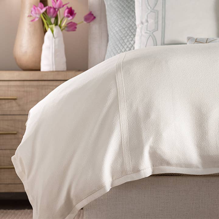 Copripiumino Gia Queen in cotone e seta color avorio 96x98 (senza inserto) per la vendita all'ingrosso da parte di Lili Alessandra