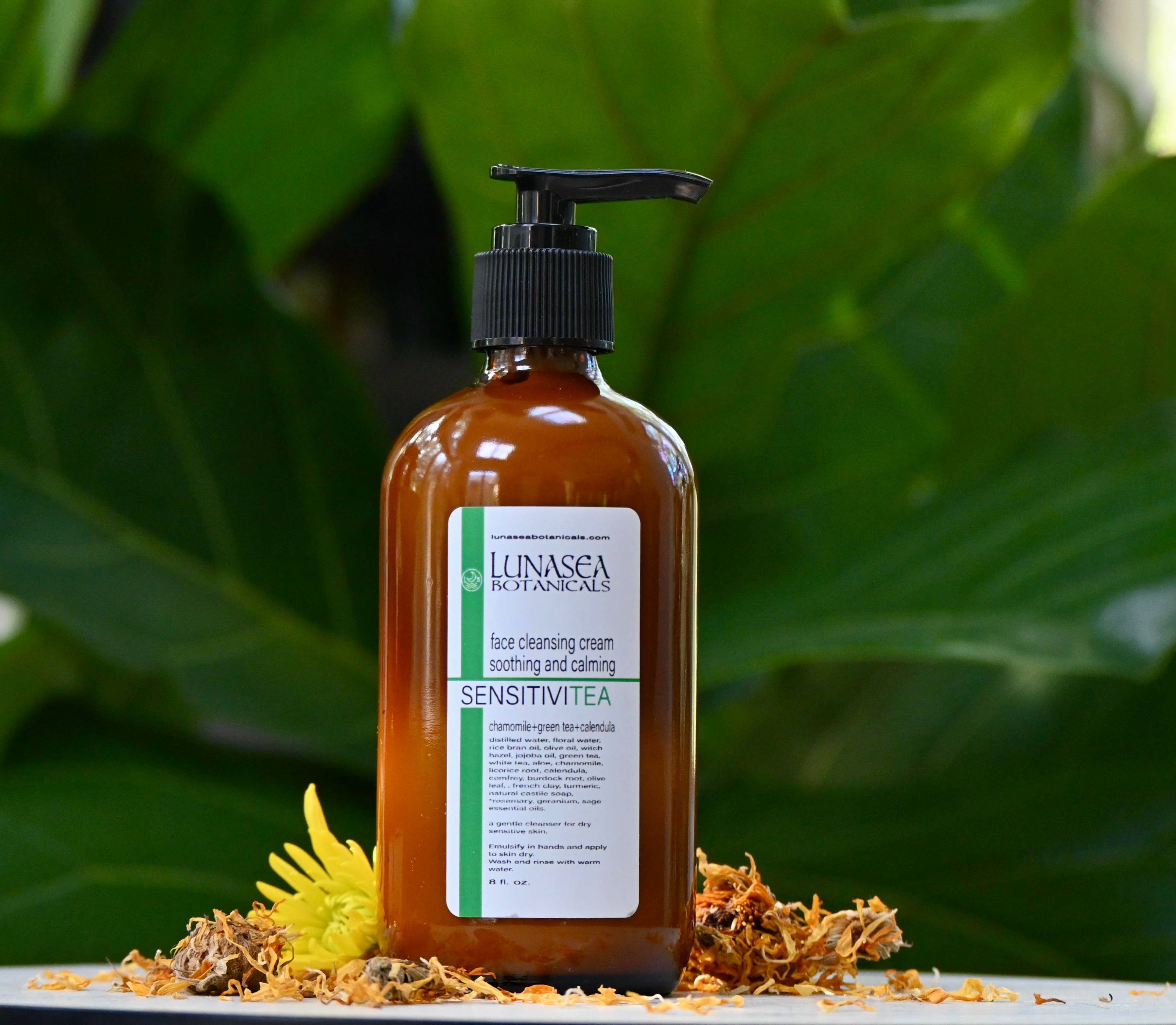 lunasea botanicals - Wholesale Facial Cleanser - Backbar Face Cleansers6