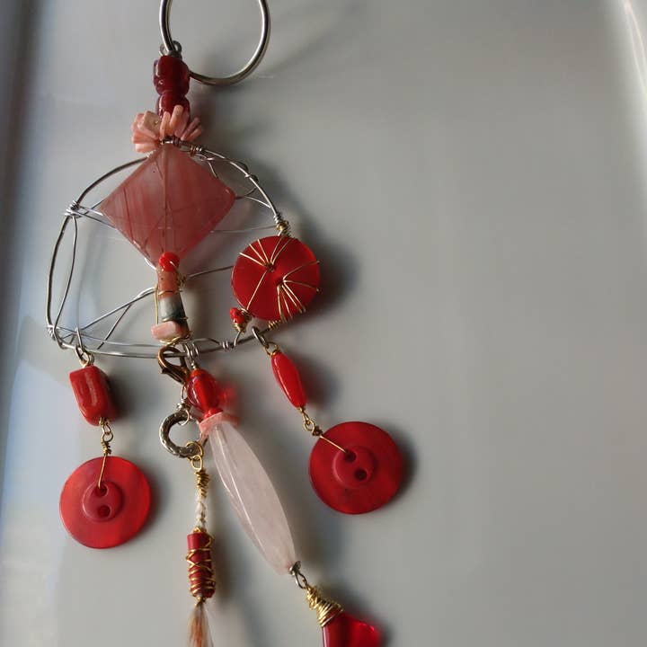 Dreamcatcher #7 in acciaio inossidabile, ottone, quarzo rosa ciliegia per la vendita all'ingrosso da parte di Norahz Boutique