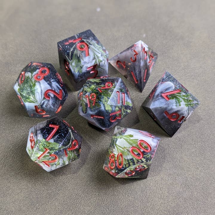 EBONWOOD - Wholesale Dice - Eldertree - 7 Piece Luxury D&D Dice Set6