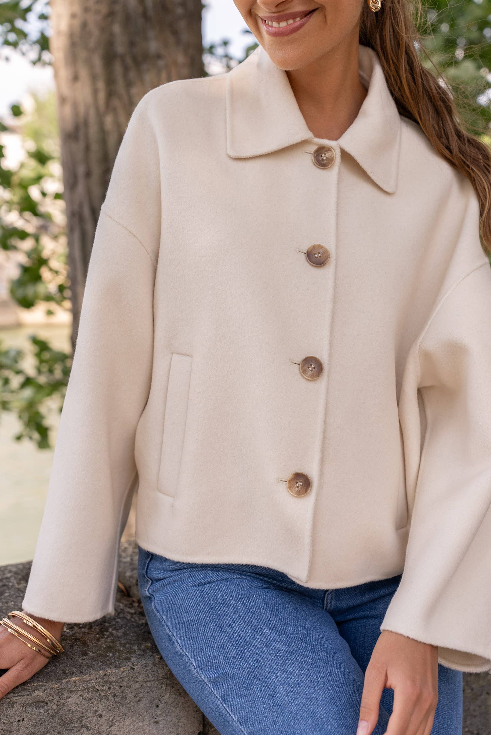 Attentif Paris - Vendita all'ingrosso Cappotto - Donna - Cappotto corto oversize artigianale in misto lana47