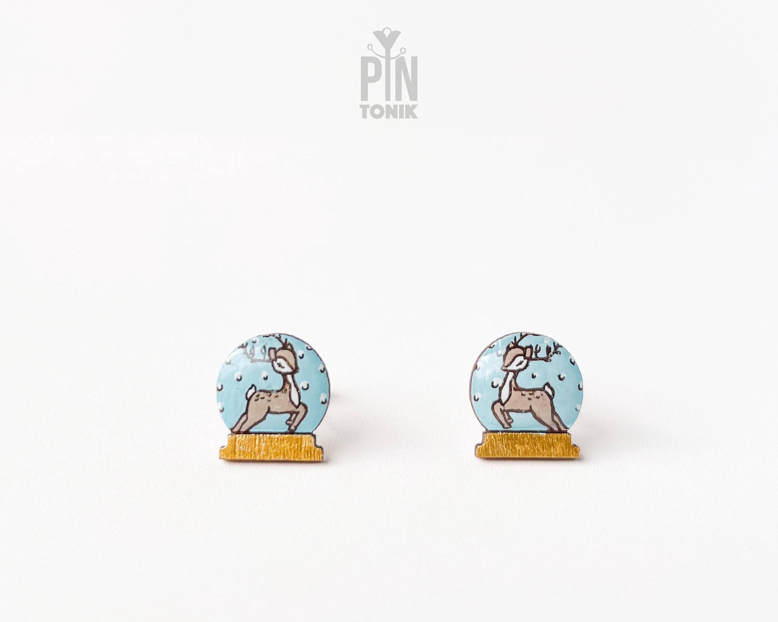 PinTonik – wholesale Stud/post earrings – Reindeer Snow Globe Christmas Festive Earrings3