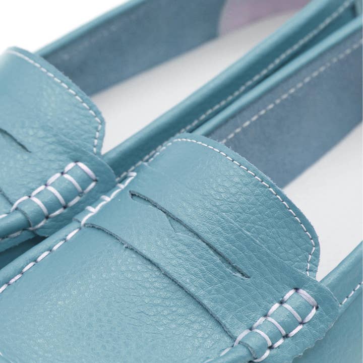 Azul Mocasines de cuero para mujer Zerimar - Zapatos de vestir cómodos, azul de venta al por mayor en Faire