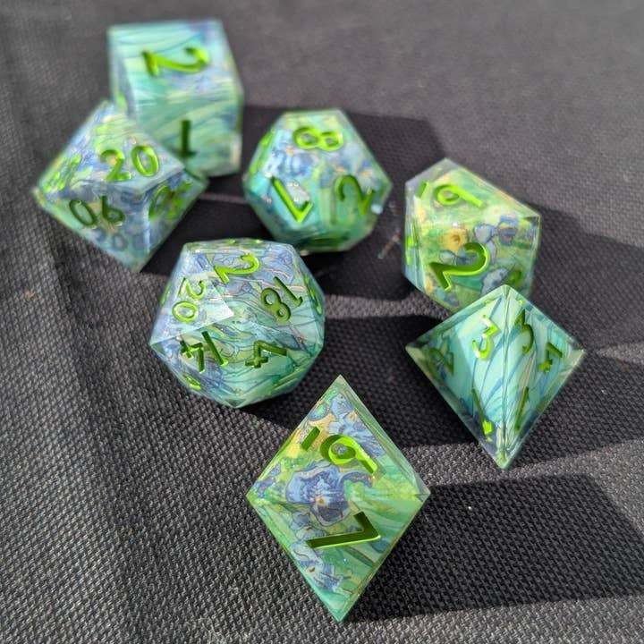 EBONWOOD - Wholesale Dice - Jungle Jumble - 7 Piece Luxury D&D Dice Set4