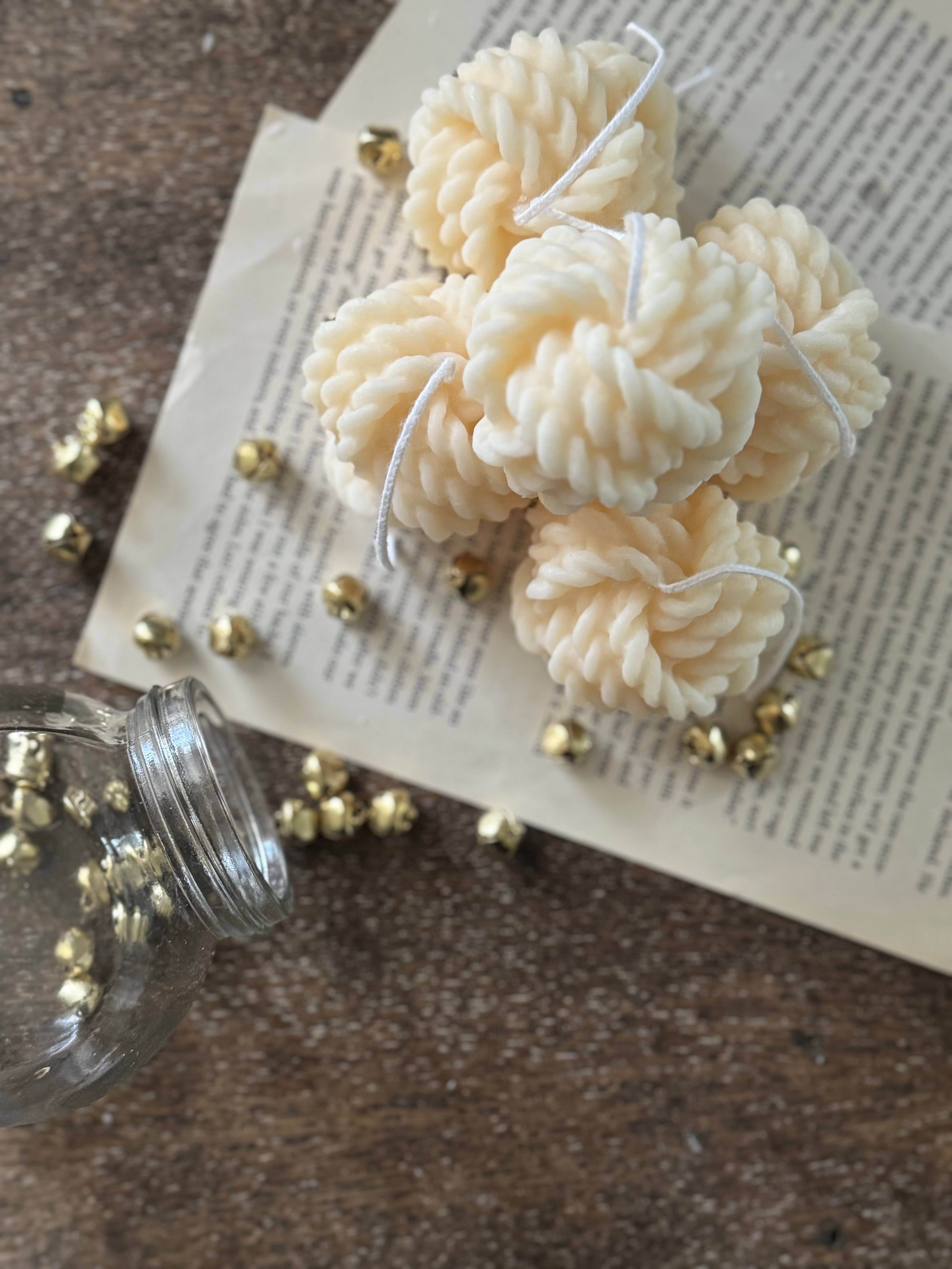 MikuniCandle – Großhandel Geschenkkerze – Wollgarn1