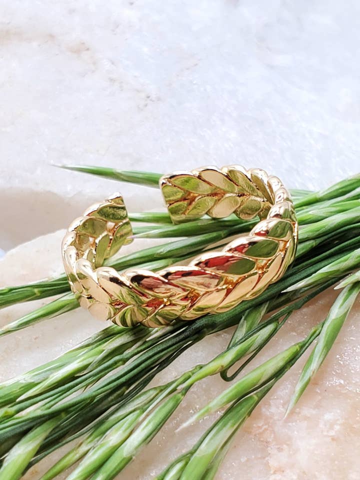 Ring, Adjustable, 18K Gold Plated Braided Band, Vienne for wholesale by Jezabel Adornment