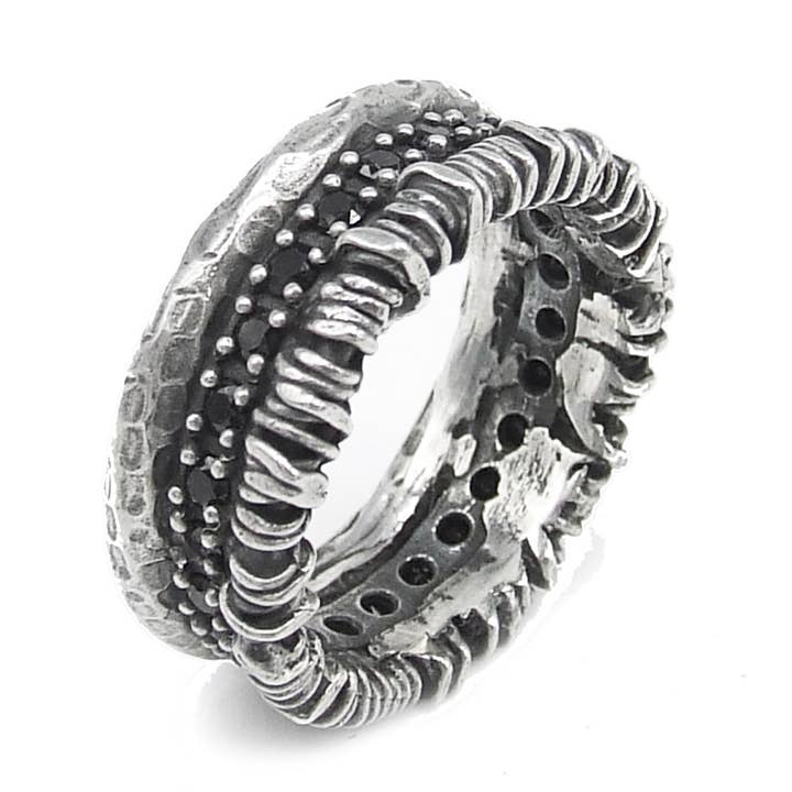 ANELLO CORONA E GEMMA GREZZA per la vendita all'ingrosso da parte di Quinto Ego