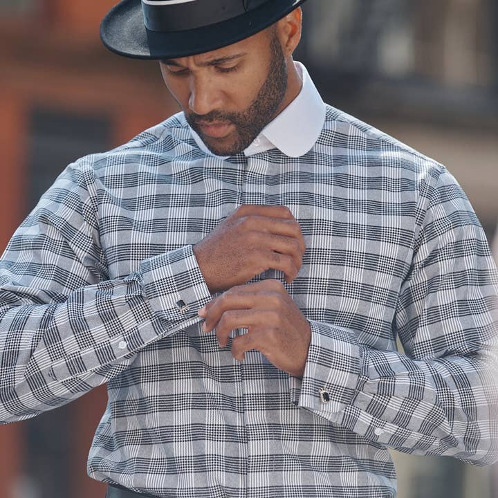 Le Barry | Col Club Contraste Blanc | Poignet Français Arrondi | 100% Coton | Noir pour la vente par Steven Land