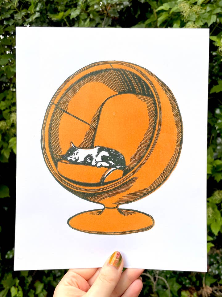 Fauteuil Cat in Ball Print pour la vente par Augury Press