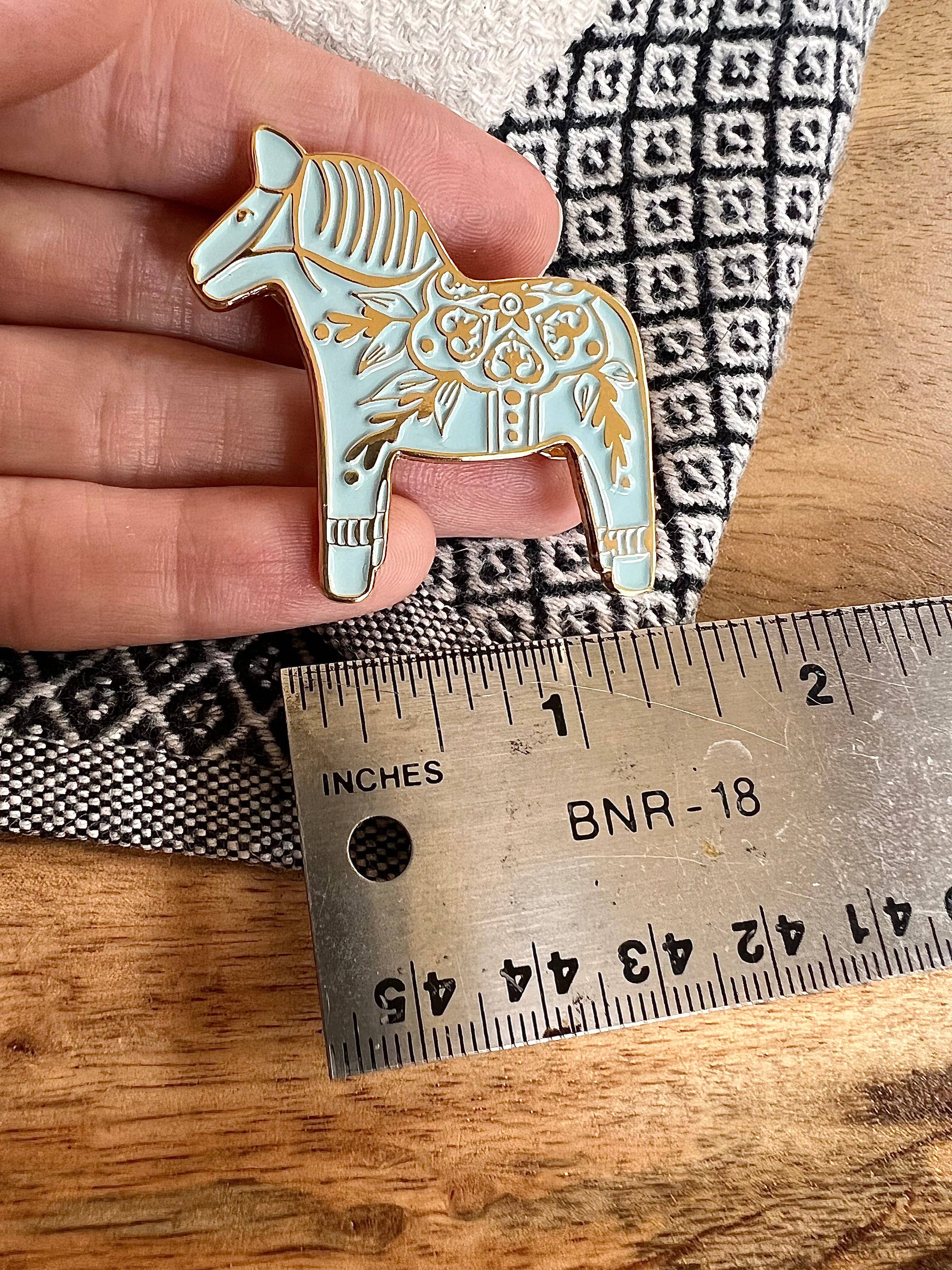 Follysome Prints - Wholesale Lapel Pin/Button - Dala Horse Enamel Pin1