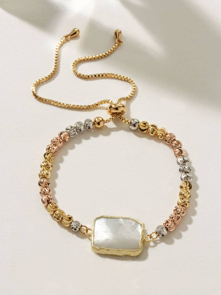 Eterno Amore Gemma Justerbart Armbånd - Perlemor for engroshandel hos Luna Norte