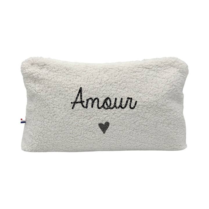 Petite trousse collection sherpa amour pour la vente par oh la la paris