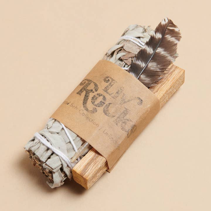 Smudge Bundle Set — Salbei, Palo Santo und Feder für den Großhandel von Liv Rocks