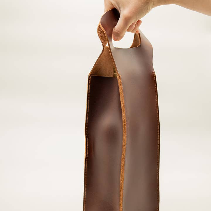 Lindy Leather - Wholesale Wine Tote - Leather Wine Tote4