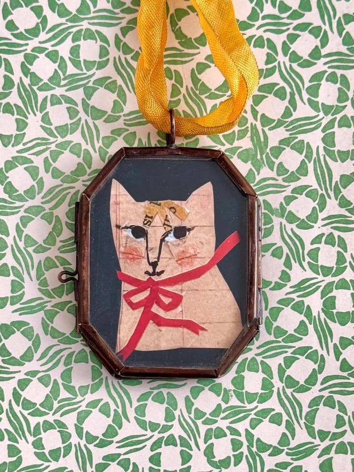 Mona Kitty ~ Art Locket Cat Vintage Decor Handmade for wholesale by Maris Mirum