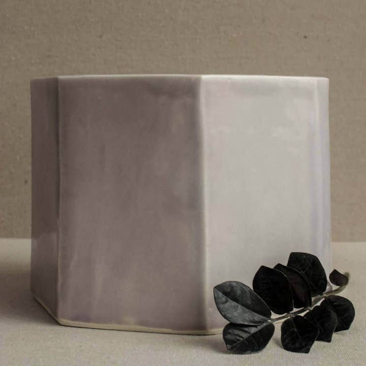 Lauren HB Studio - Wholesale Plant Pot - Large Geo Planter0