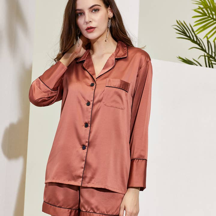 Mackleys - Wholesale Sleepwear set – Women's - PREORDER Satin Long Sleeve and Short PJ Set7