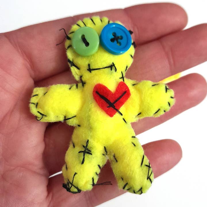 SUPERAWWWSOME – wholesale Decorative tabletop object – Mini VooDoo dolls, Tiny Voo doo dolls, Halloween decor, Felt8