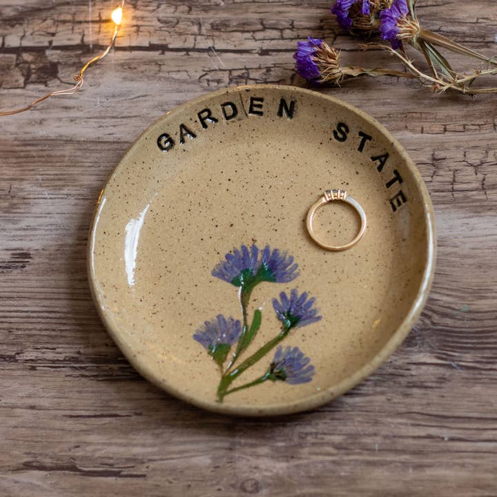 Tara Kothari - Wholesale Jewelry Dish - Custom city/state Pressed flower handmade trinket dish4