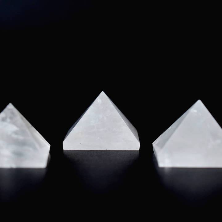 Soothing Crystals - Wholesale Spiritual Stone/Crystal - Gemstone Pyramid | Clear Quartz | Healing Crystal | Pyramid7