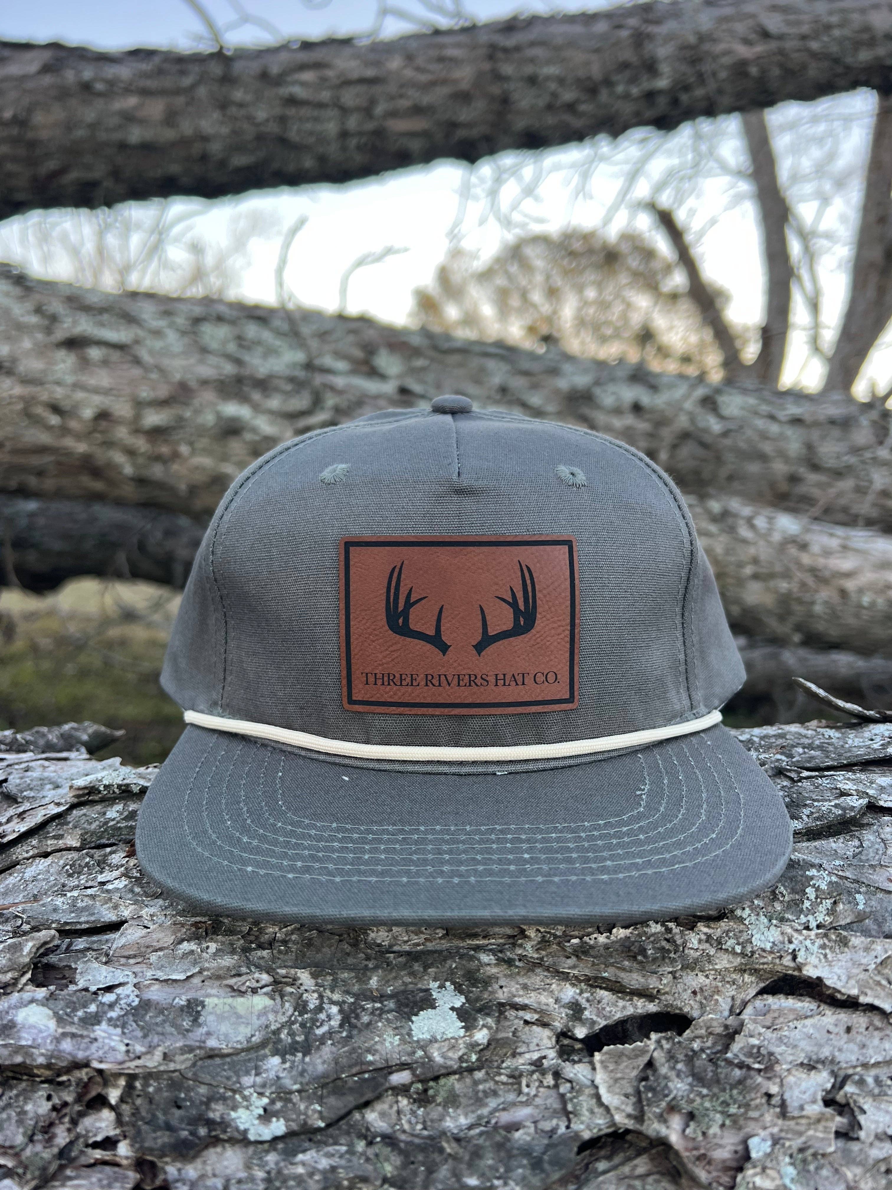 Three Rivers Hat Co. - Vente Casquette de camionneur – unisexe - Cornes de cerf - Casquette à sangle - Unis1