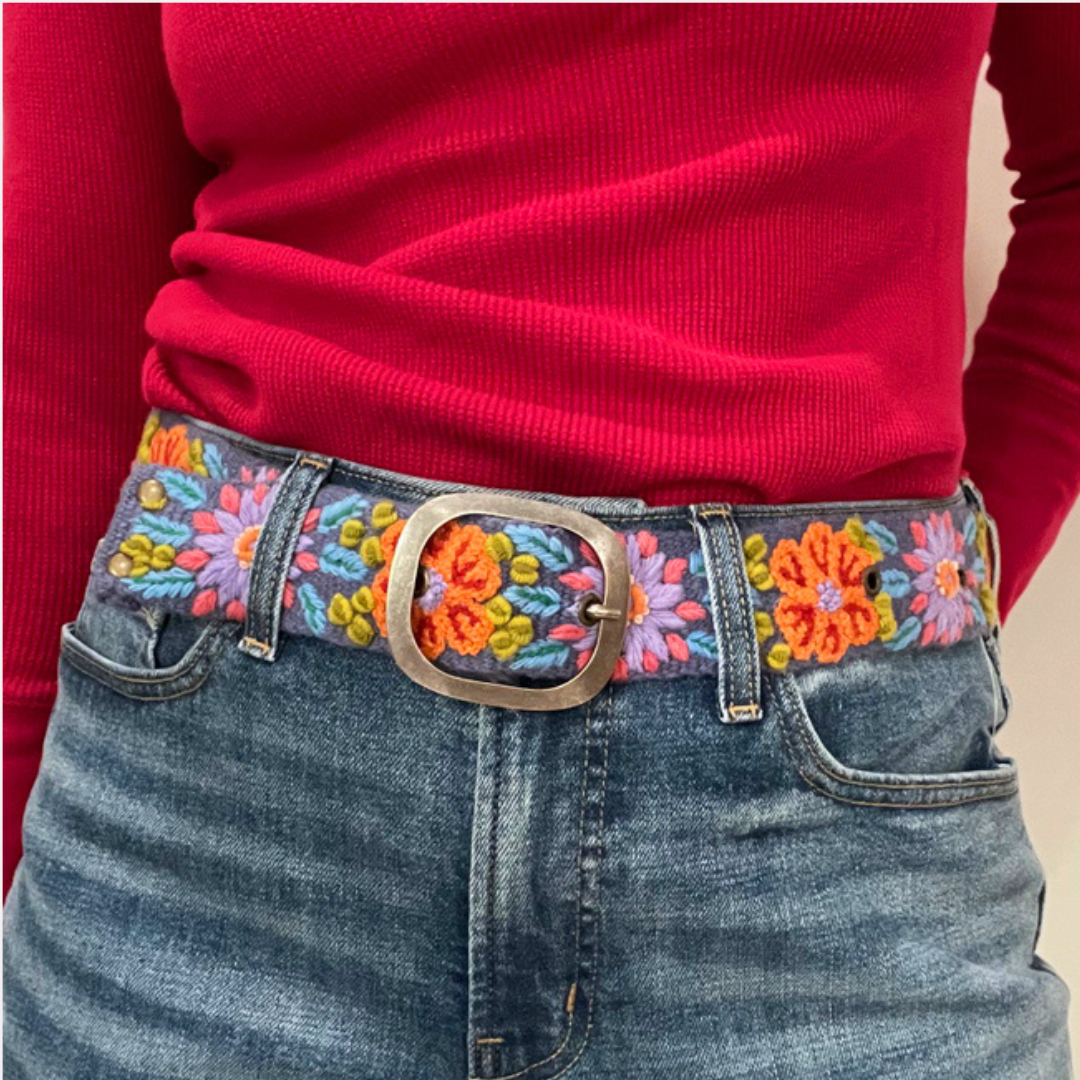 Jenny Krauss - Vente Ceinture – femme - Ceinture en laine brodée de fleurs de prairie2