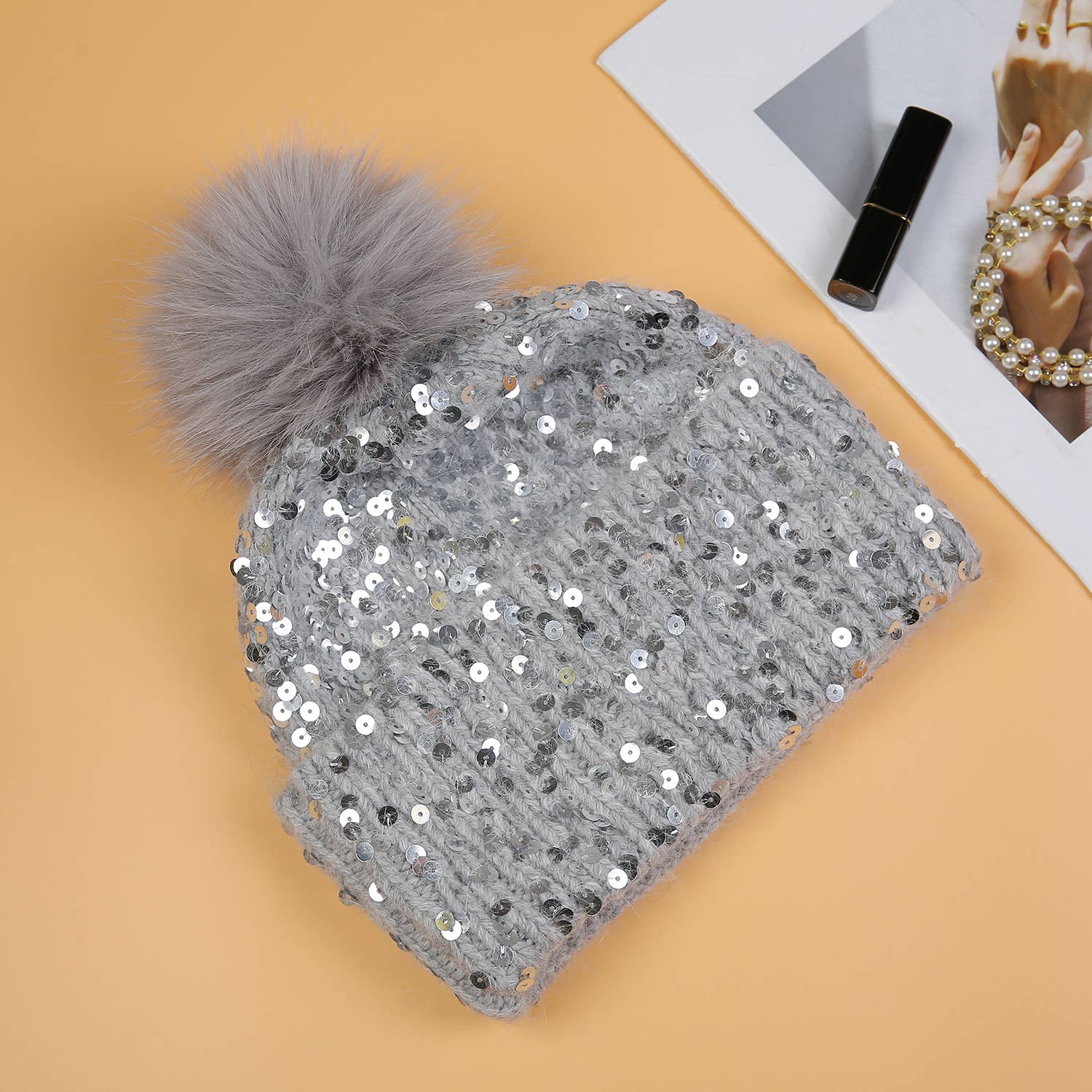 PEACH ACCESSORIES – wholesale Winter accessory set – women's – Sequins Pompom Hat and Gloves Set SD117-18