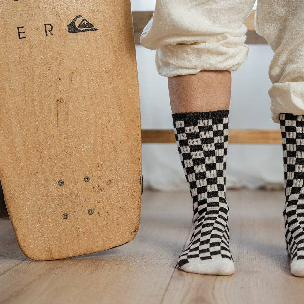 KAKIMATE - Wholesale Sokken - Dames - Pakket met twee paar biologische katoenen sokken met ruitpatroon1