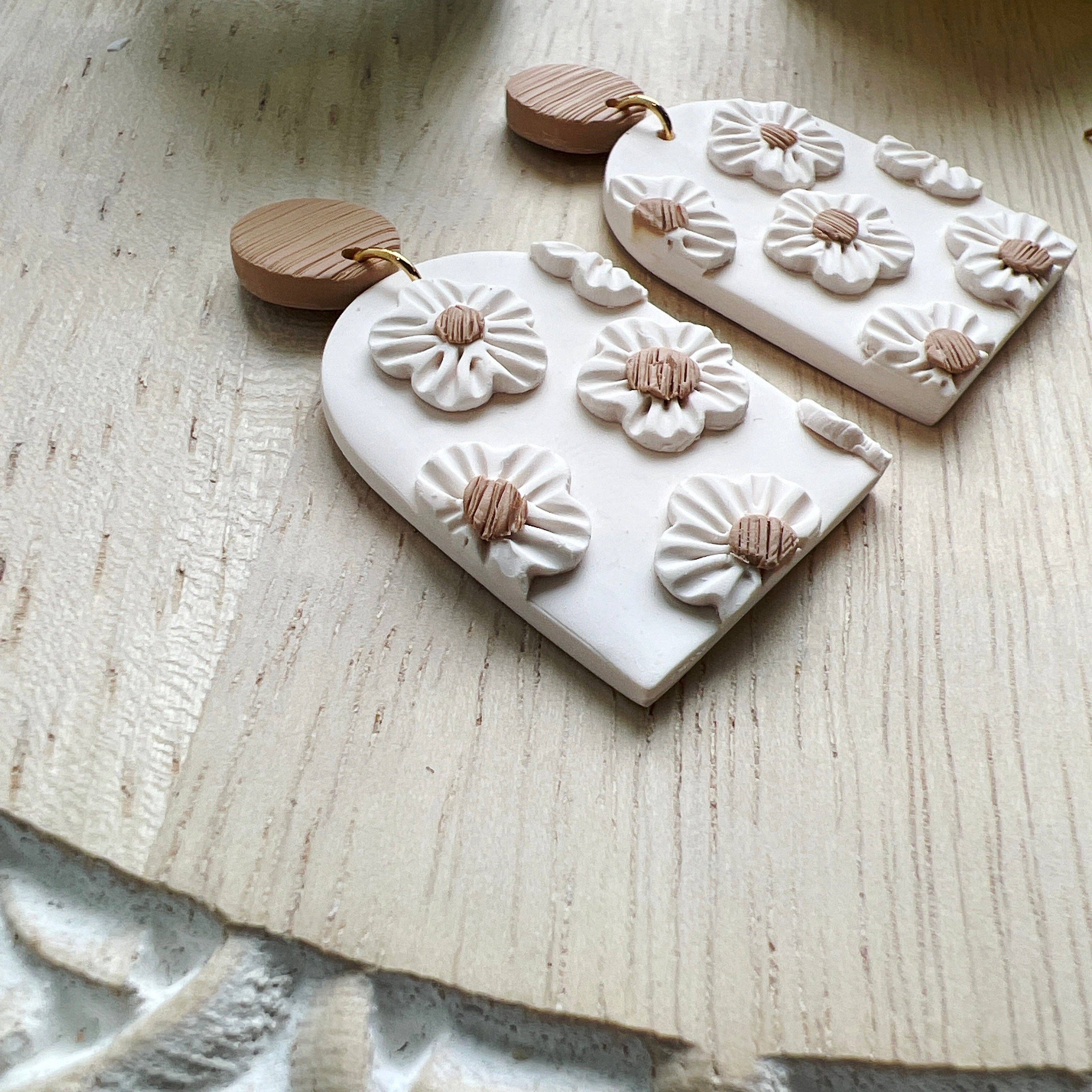 Courage & Calling - Wholesale Dangle Earrings - Emery Daisy Dangles4