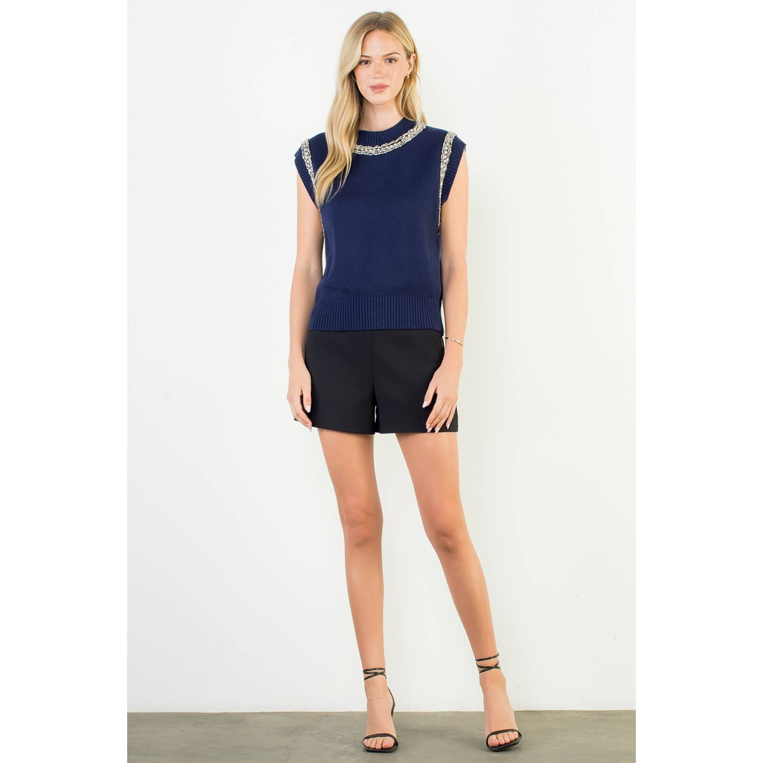 THML - Vendita all'ingrosso Maglietta - Donna - Top a Maglia con Collo Alto Decorato9