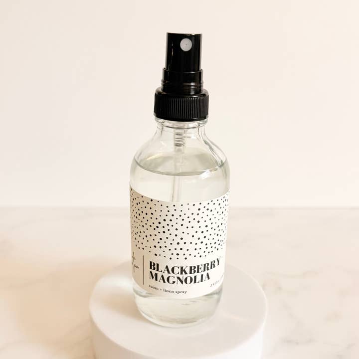 Spray Blackberry Magnolia pour la vente par Willa and Jean Candles