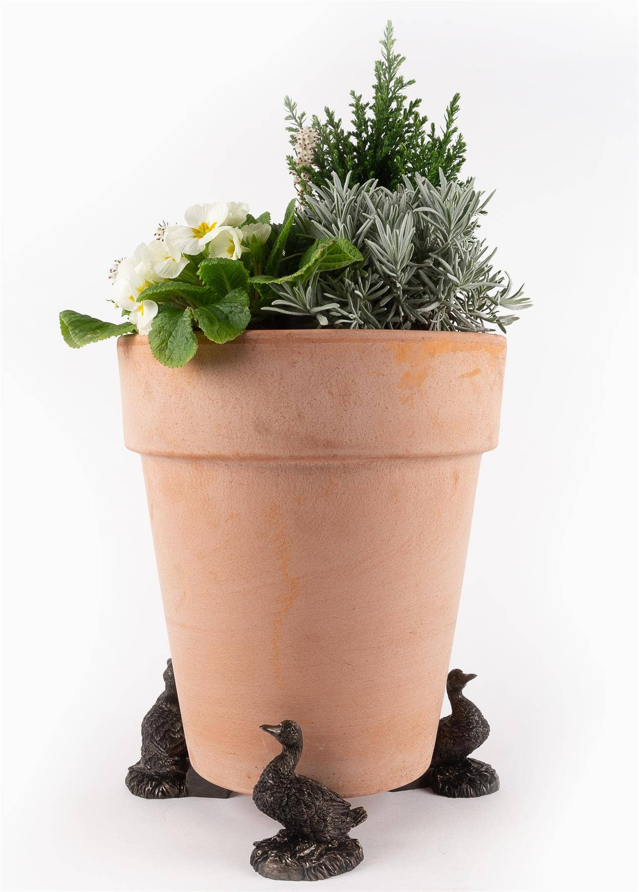 Jardinopia US - Wholesale Plant Pot Stand - Aylesbury Duck Plant Pot Feet - Set of 34