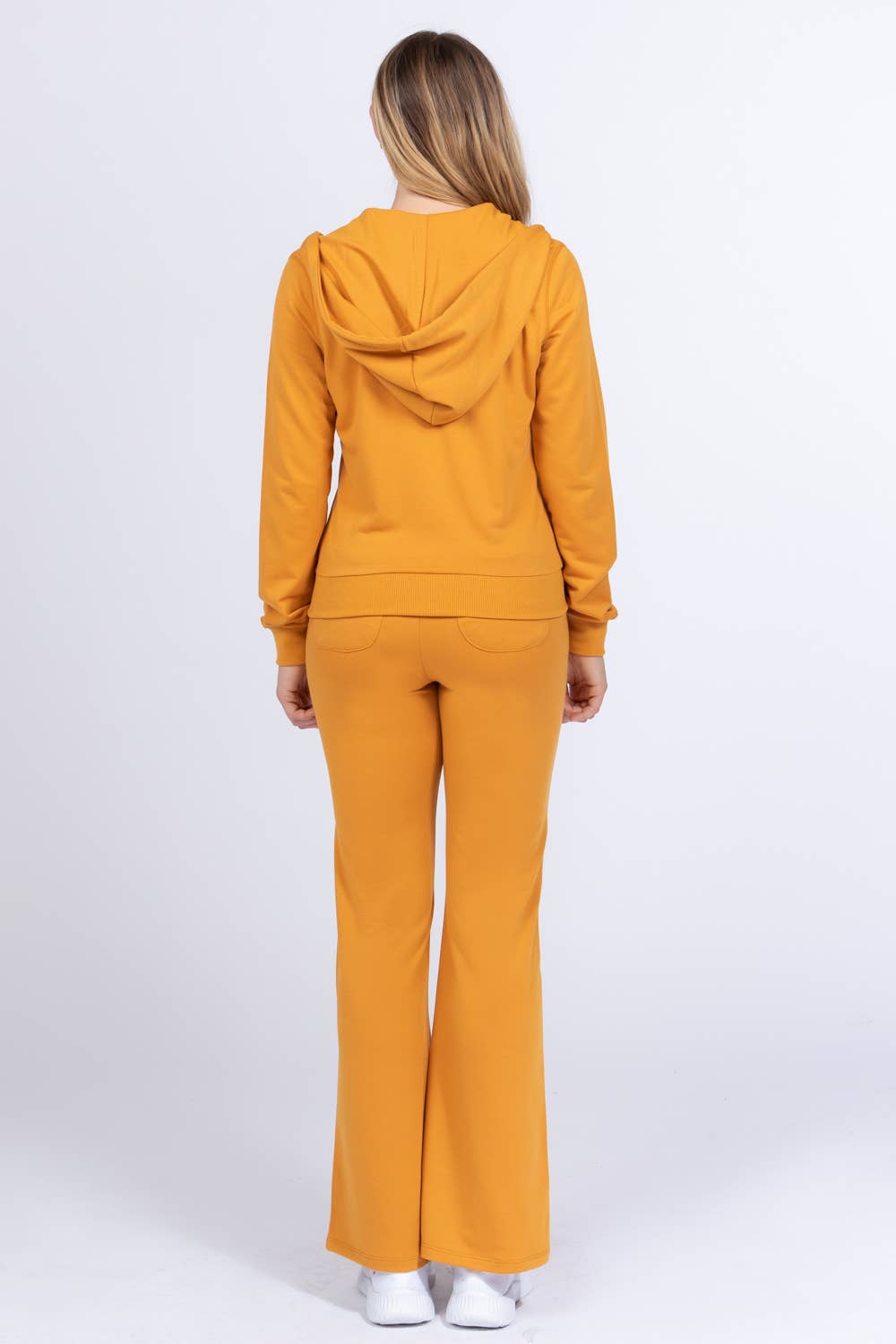 Active Basic | Active USA - Wholesale Lounge Set - Women's - Long Sleeve Hoodie Jacket & Pants Sweatsuit Set  15