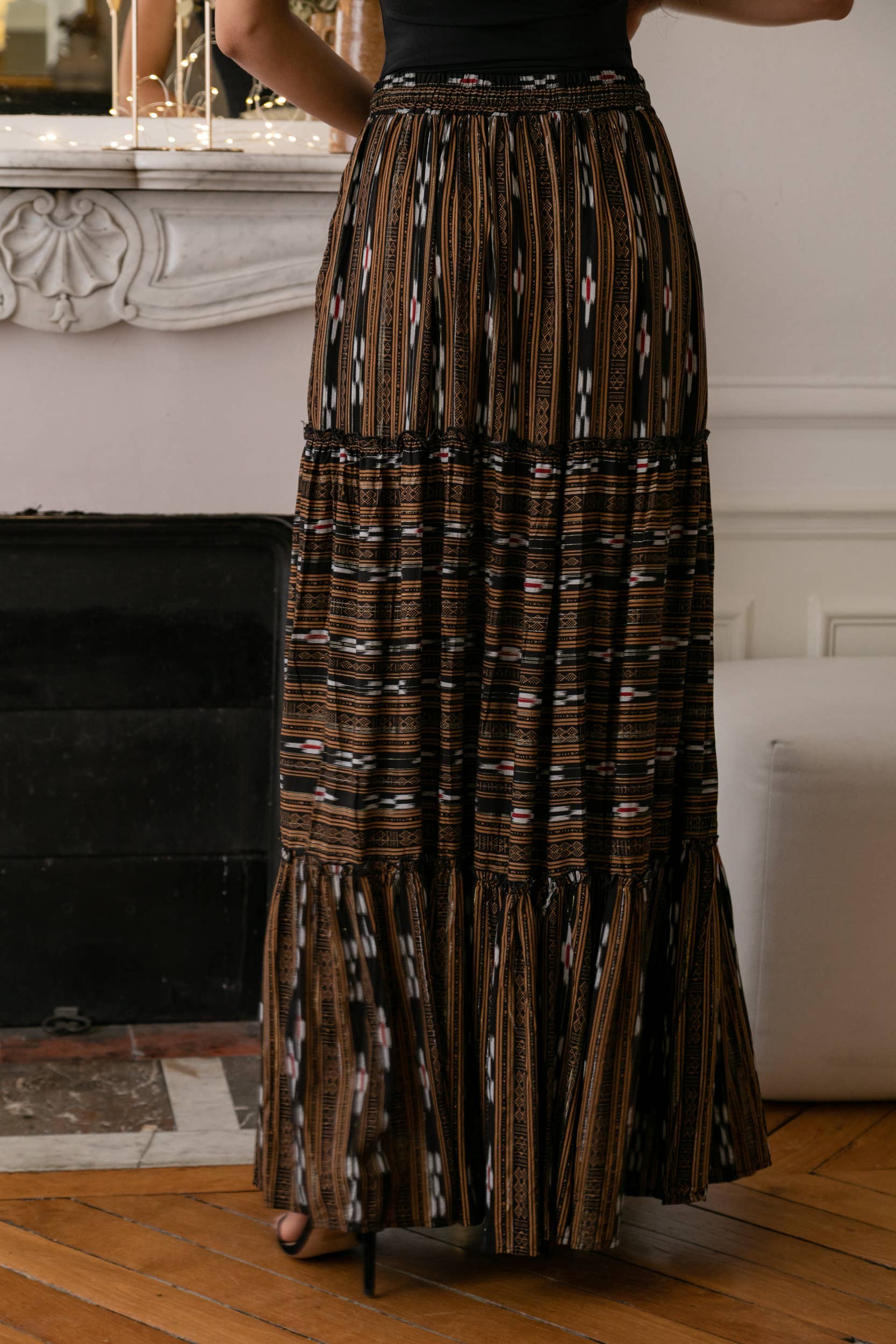 Brown Long skirt printed with LUREX and drawable for wholesale on Faire2