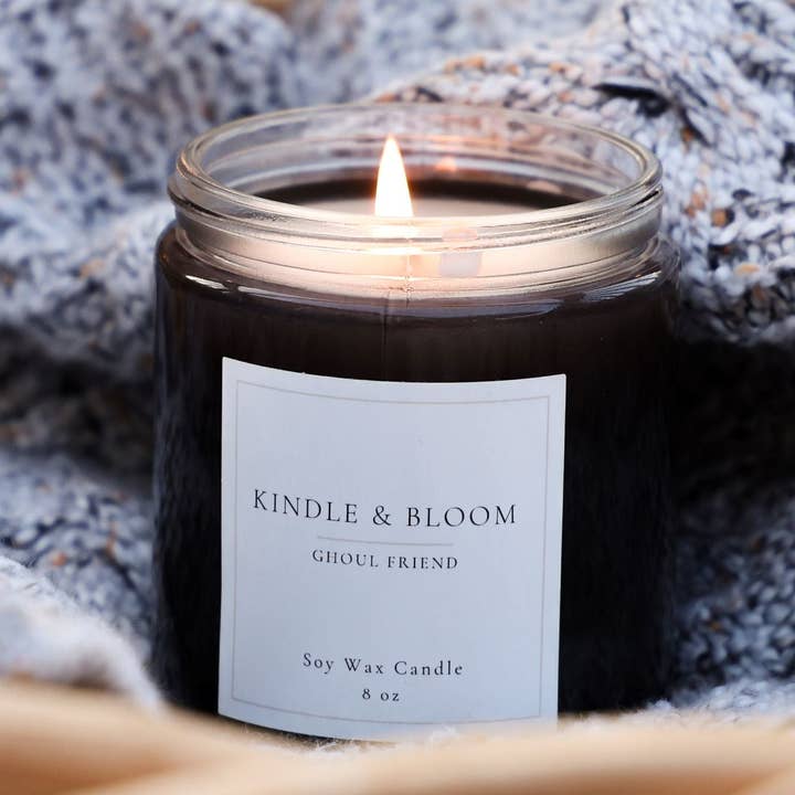 Ghoul Vän för wholesale av Kindle and Bloom Candle Studio