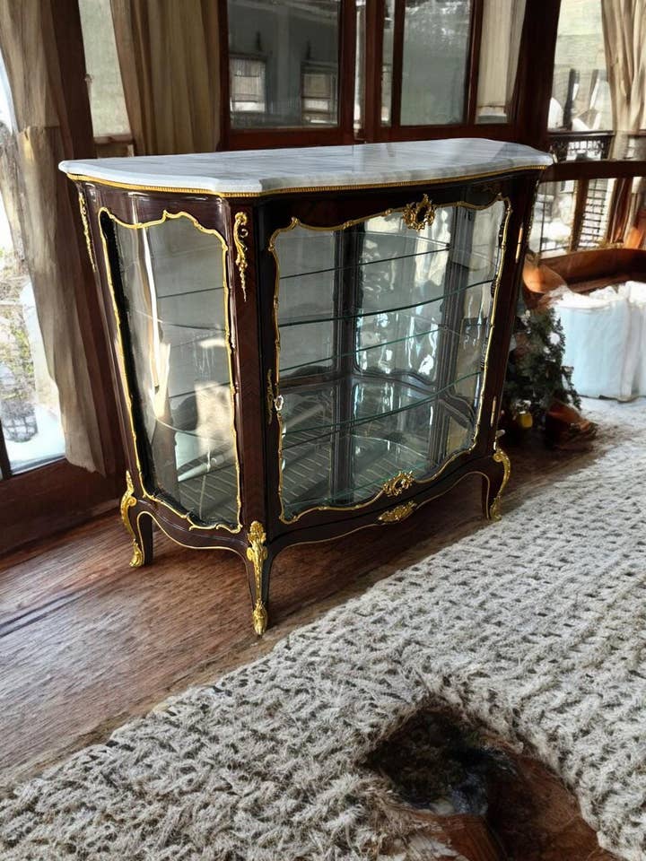 French Louis XV Display Cabinet – Marble Top Curio, Ormolu Gilt Bronze Vitrine for wholesale by MALuxury Furniture