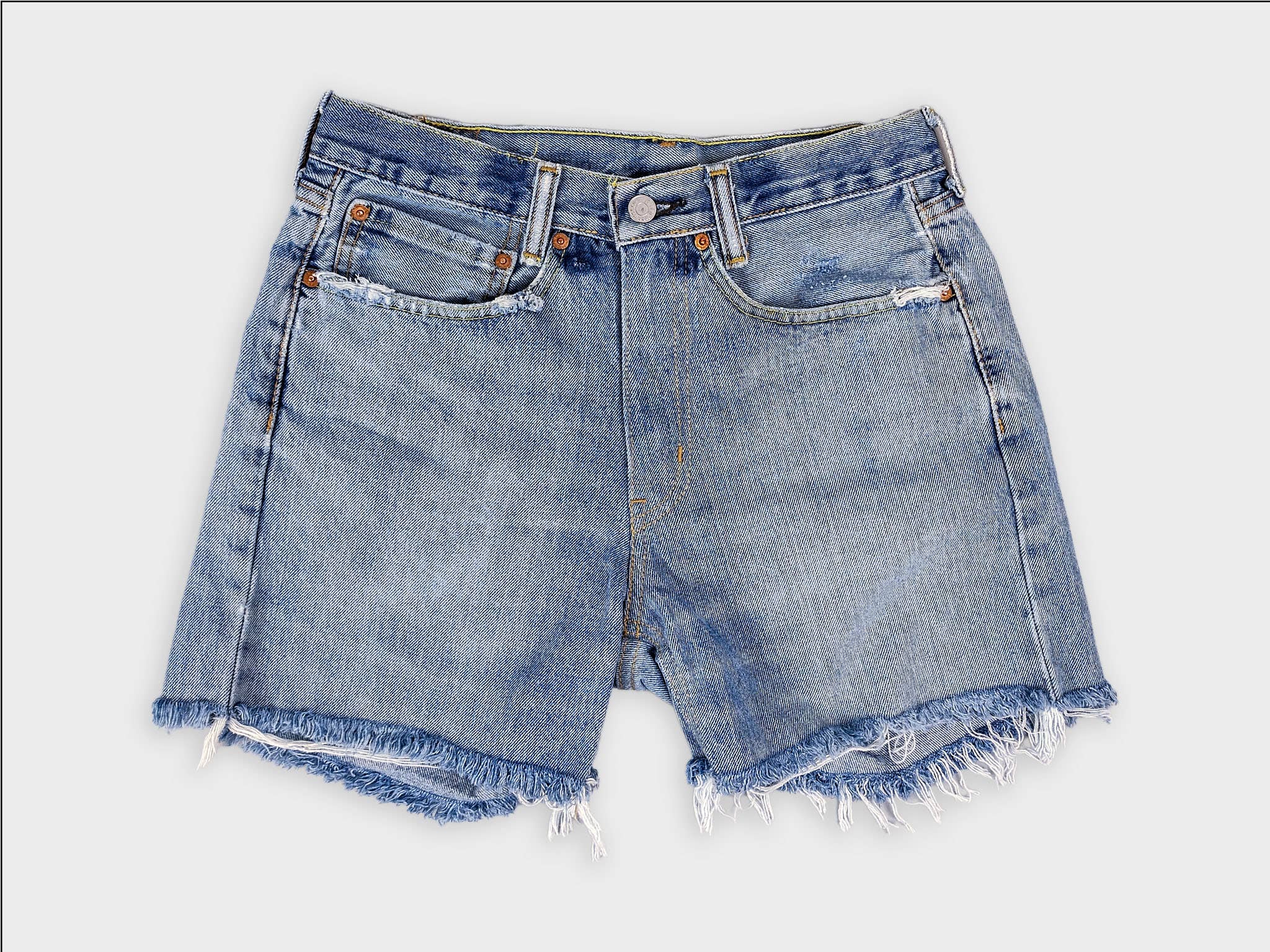 Sun's Out! – Großhandel Shorts – Damen – Mid-Rise Upcycled Denim Shorts – Original1